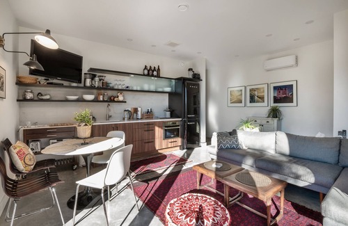 Okanagan-Similkameen Casa | Private suite 2 bedroom in the Southern Okanagan BC reg #H082210588