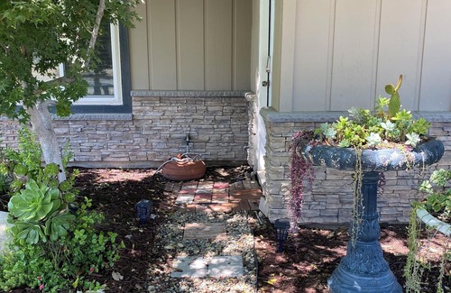Exeter Casa | private suite 60 mins from Sequoias