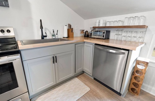 Interlaken Apartamento | Private Suite at the Cayuga Shoreline