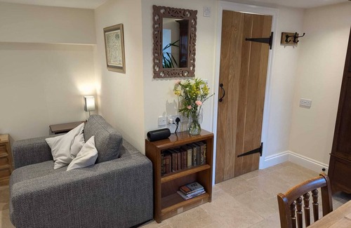 Bradford-on-Avon Apartamento | Private Suite near Bradford on Avon town center