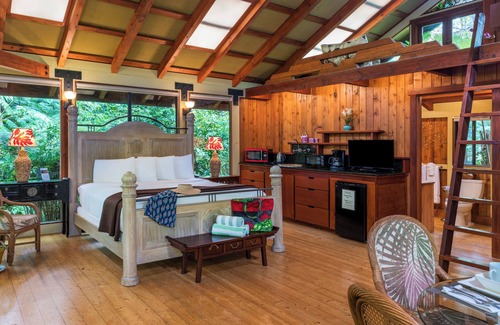 Volcano Cama Y Desayuno | Private Suite in Volcano Village Bed and Breakfast