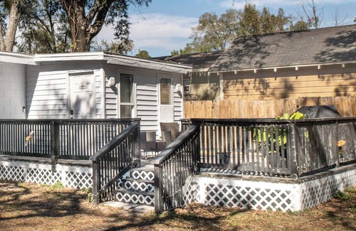 Sulphur Springs Apartamento | Private Suite near Busch Gardens / Adventure Island / USF