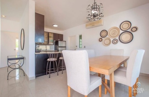 Colina del Sol Casa | Private Terrace | BBQ | Pool | Walk to Beach