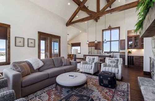 Tetonia Casa | Private Teton Views - Immerse Yourself - New Home