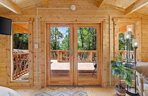Marion Cabina | PRIVATE Tiny Cabin+90 acres of hiking+baby goats