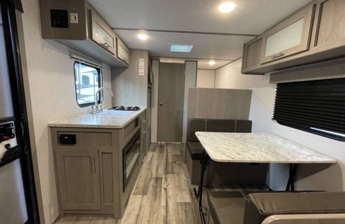 Paw Paw Casa | Private Travel Trailer