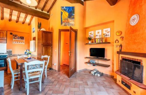 Vescovado Apartamento | Private Tuscan Villa with Stunning Hill Views