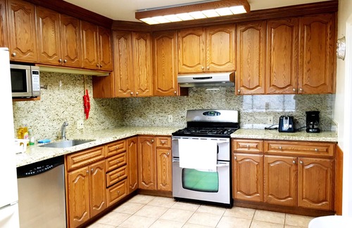 Daly City Casa | Private Unite in Daly City near Bart & San Francisco