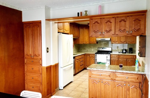 Daly City Casa | Private Unite in Daly City near Bart & San Francisco