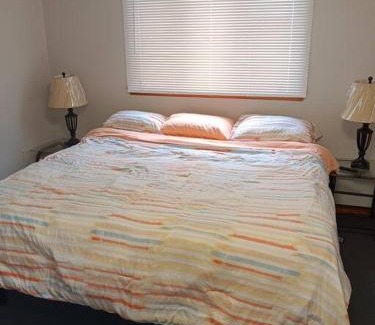 Buffalo Apartamento | private upper 1 bd apartment