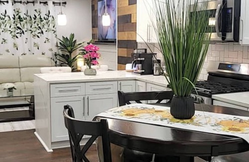 Germantown Casa | Private upper level 3-bedroom oasis with AC and WiFi. (Host occupies basement)