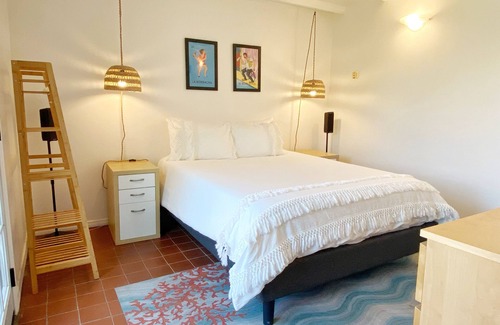 View Park-Windsor Hills Casa | Private Bungalow & Patio In Windsor Hills by SoFi Stadium, Culver City,Inglewood