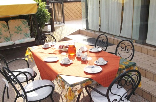 Picedo Villa | Casa de vacaciones con WIFI, bañera de hidromasaje, piscina, A/C, TV, terraza