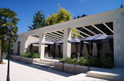 Cussay Cabaña | PRIVATE Villa In Loire Valley See Our Romantic Villa & Gardens, Heated Pool