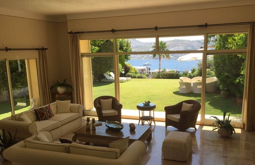 Gundogan Villa | VILLA DE LUJO SOLO A 1 MIN DE PASEO AL MAR
