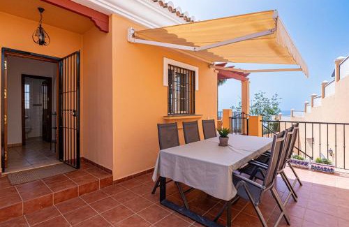 Torrox Chalet De Esquí | Private villa in Tamango Hill