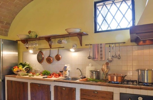 Monteroni d'Arbia Villa | Casa de vacaciones privada con piscina privada, WIFI, A/C, jacuzzi, TV, patio, cerca de Siena