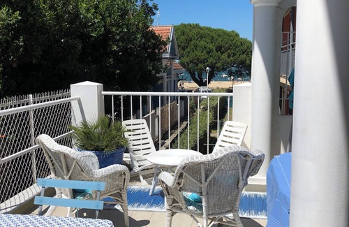 Cote Landaise Villa | Private villa on Arcachon's central beach