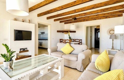 Tias Villa | SEA VIEWS, sunny pool & BBQ Villa residential area Tias, near Puerto del Carmen