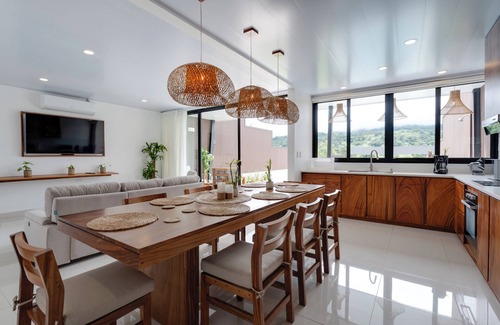Aguas termales de Arenal Villa | Villa Heliconia by Arenal Heights