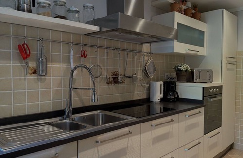 Pontito Villa | Casa de vacaciones privada con WIFI, piscina privada, A/C, TV, terraza, vista panorámica
