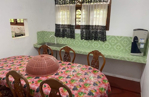 Patuwatha Cabaña | Private villa with a fully equipped kitchen and a dinning. 5min to Hikkaduwa