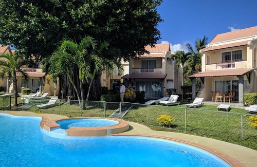Grand Gaube Villa | Private villa with family & friends! - by feelluxuryholidays