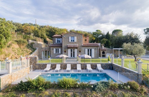 Cortona Villa | Preciosa casa de vacaciones privada con WIFI, piscina privada, A/C, TV, terraza, cerca de Cortona