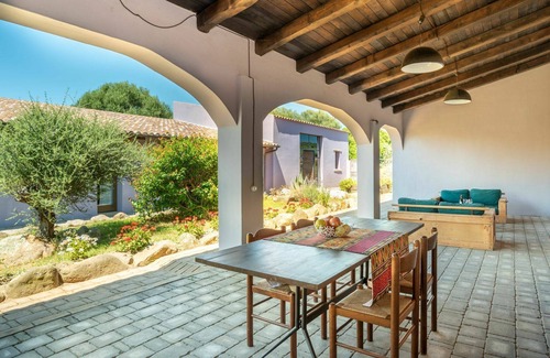 Viddalba Casa | Casa de vacaciones privada con WIFI, piscina privada, A/C, TV, patio, vista panorámica