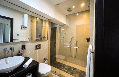 Grand River South East Villa | Private Villa with Pool - Resort Living