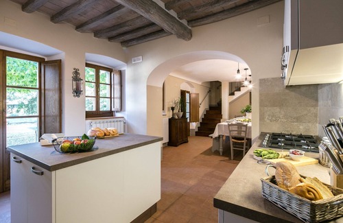 Ferretto Villa | Casa de vacaciones privada con jacuzzi, piscina privada, WIFI, A/C, TV, patio, cerca de Cortona