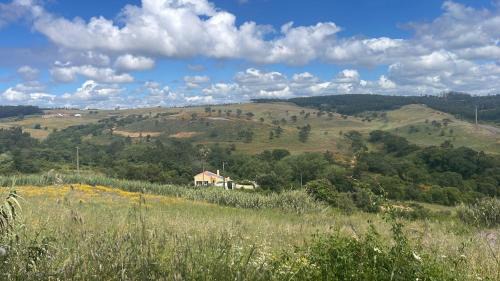 Mafra Casa | Private Villa with Pool & Jacuzzi, BBQ & Pizzaoven
