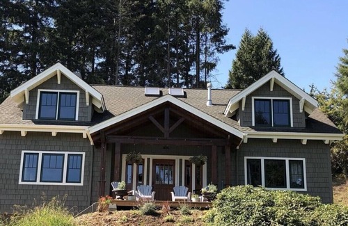 Sherwood Casa | Private Vineyard Lodge retreat on 5 acresn