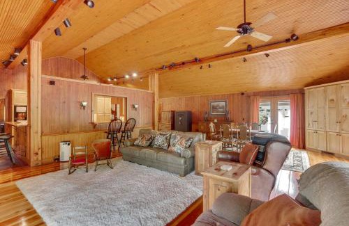 Ruffin Casa | Private Walterboro Estate with Deck and Fire Pit!
