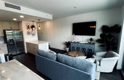 North Trail Condominio | ★ Private Waterfront Condo Sarasota FL ★ Pool/Gym