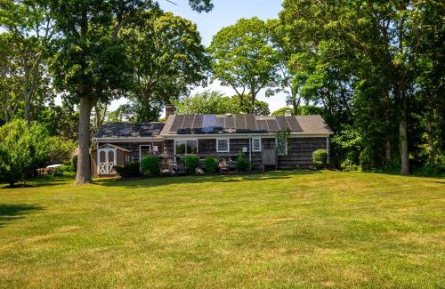 Southold Casa | Private Waterfront Home: Dock, Kayaks