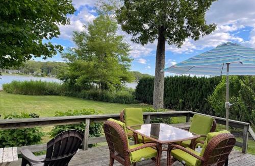 Southold Casa | Private Waterfront Home: Dock, Kayaks
