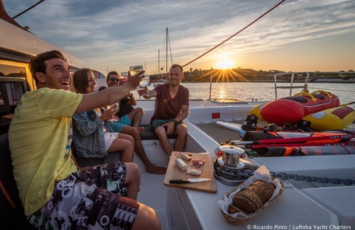 Lagos Alquiler De Eote | Private Yacht Charter en Lagos
