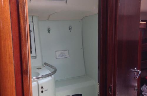 Rodney Bay Alquiler De Eote | Private yacht, day sail and houseboat