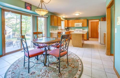 Macomb Casa | Private Yard with Patio Family Getaway in Macomb