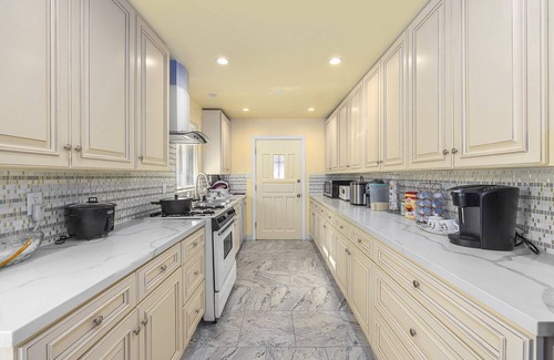 South el Monte Casa | PrivateHOUSE,3Bd1king2Queen w/kitchen,patio,BBQ,Ac,free parking,Laundry &WiFi