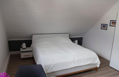 Region Hannover District Apartamento | Privatzimmer mit eigenem Bad und Küche