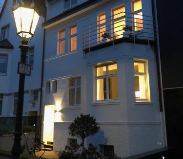 Gerresheim Apartamento | Privatzimmer Schönfelder