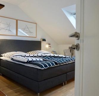 Gerresheim Apartamento | Privatzimmer Schönfelder