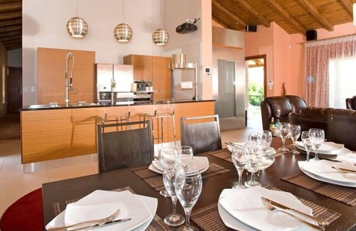 Vassilatika Villa | Privilege Villas Luxury Villa Privilege Exclusiva piscina climatizada interior y exterior