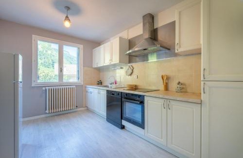Thones Apartamento | Proche centre Thônes, Apt Cosy entre Lac&Montagnes