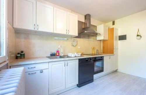 Thones Apartamento | Proche centre Thônes, Apt Cosy entre Lac&Montagnes