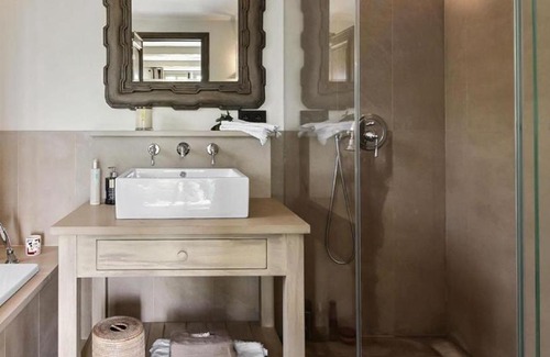 Villeneuve-les-Beziers Apartamento | Proche de Béziers et de la mer vous serez très confortablement