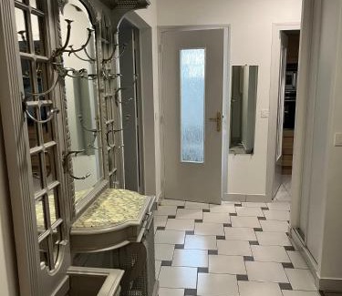 20th Arrondissement Apartamento | Proche de la Campagne à Paris