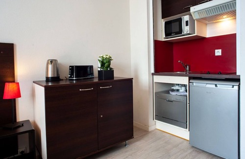 Dinan Apartamento | Estudio Douillet Proche du Centre Ville | Piscine Extérieure Chauffée